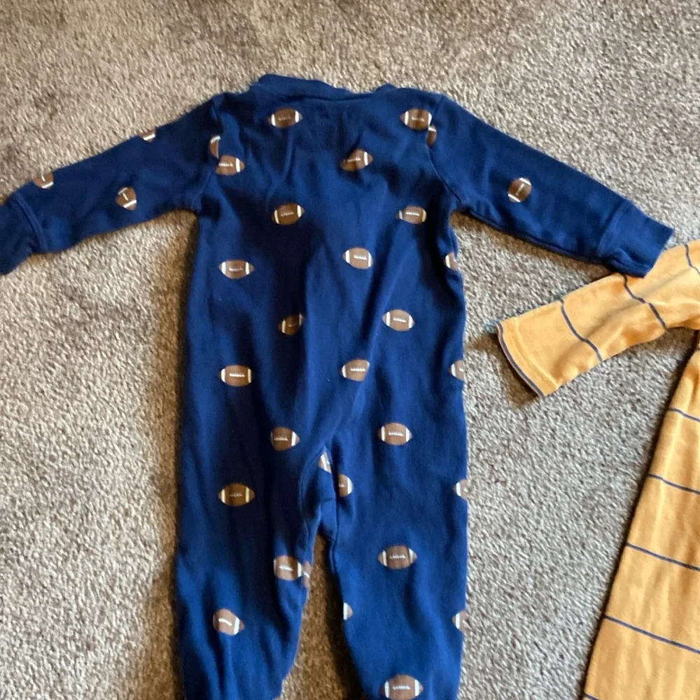 Carter’s 2 Infant Size 6 Months Boys Outfits Playsuits Football & Stripes
